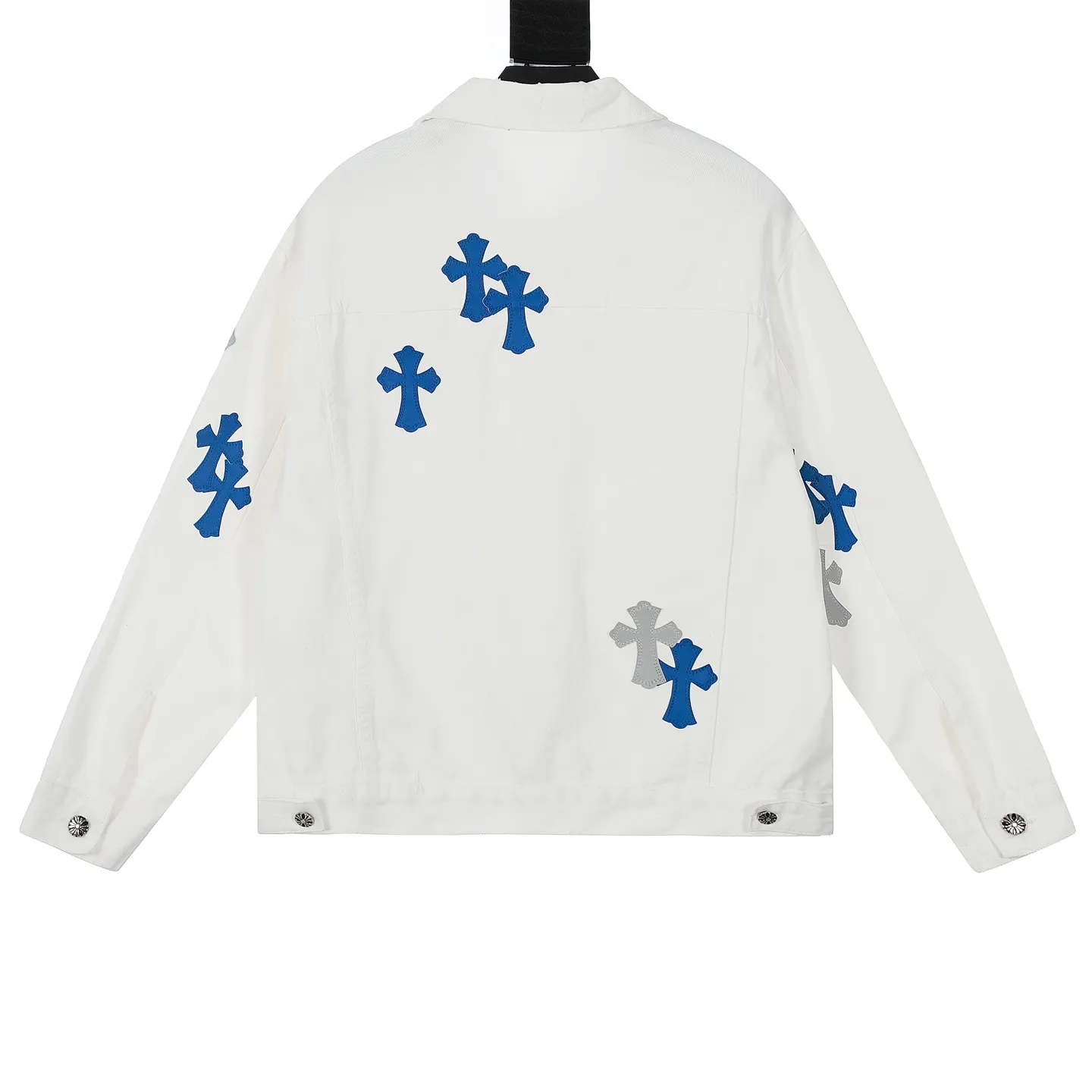 P260 💰 Chrome Hearts Chrome Hearts Cross-Patch Leather Embroidered Shirt Denim Jacket OS version can be worn by both men and women! The fabric is made of twill gauze cotton fabric! The texture is clear and smooth, not easy to wrinkle or fade! The embroidery process is complex and repetitive. There are more than 20 leather labels. It takes 6 repeated embroidery steps to complete the back body. The requirements for the embroidery machine are very strict, and the distance is 45 cm! It won’t work if the spacing is too big, and it won’t work if it’s too small! We make clothes with care, and every detail must be restored one to one! The hardware is all carved and cast, and they are all genuine from the original factory! This piece of clothing consumes a lot of material, with more than 3 meters of material used for one piece of clothing! After the garment is made, it needs to be fixed at high temperature, washed at a water temperature of more than 70 degrees, and softened by adding softener to make the upper body softer and smoother! There is a flap on the sleeve that can be stored into short sleeves! Make it fit that understanding Color: Black White Size: S-M-L-XL